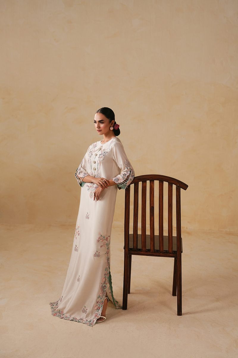 White Pearl (Kaftan)